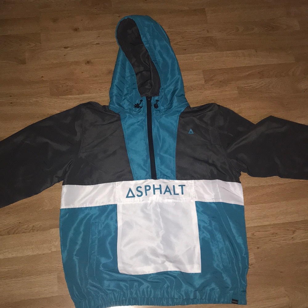 Men’s Size Large Asphalt Windbreaker